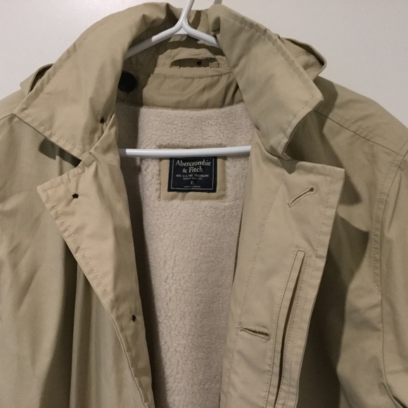 Winter Trench coat - Picture 3 of 4
